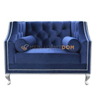 Fotel AMARO z wałkami i pinezkami