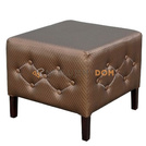 Puf PEŁNY PIK z guzikami 50 x 50 cm